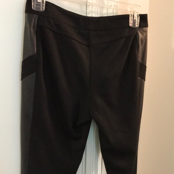 Pants - Picture 7 of 7
